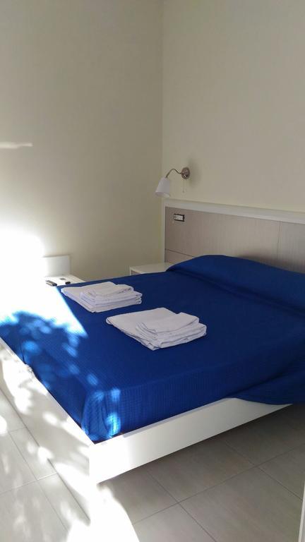Il Girasole Formia Guesthouse Rooms Екстериор снимка