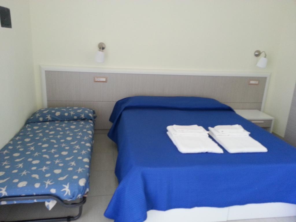 Il Girasole Formia Guesthouse Rooms Екстериор снимка