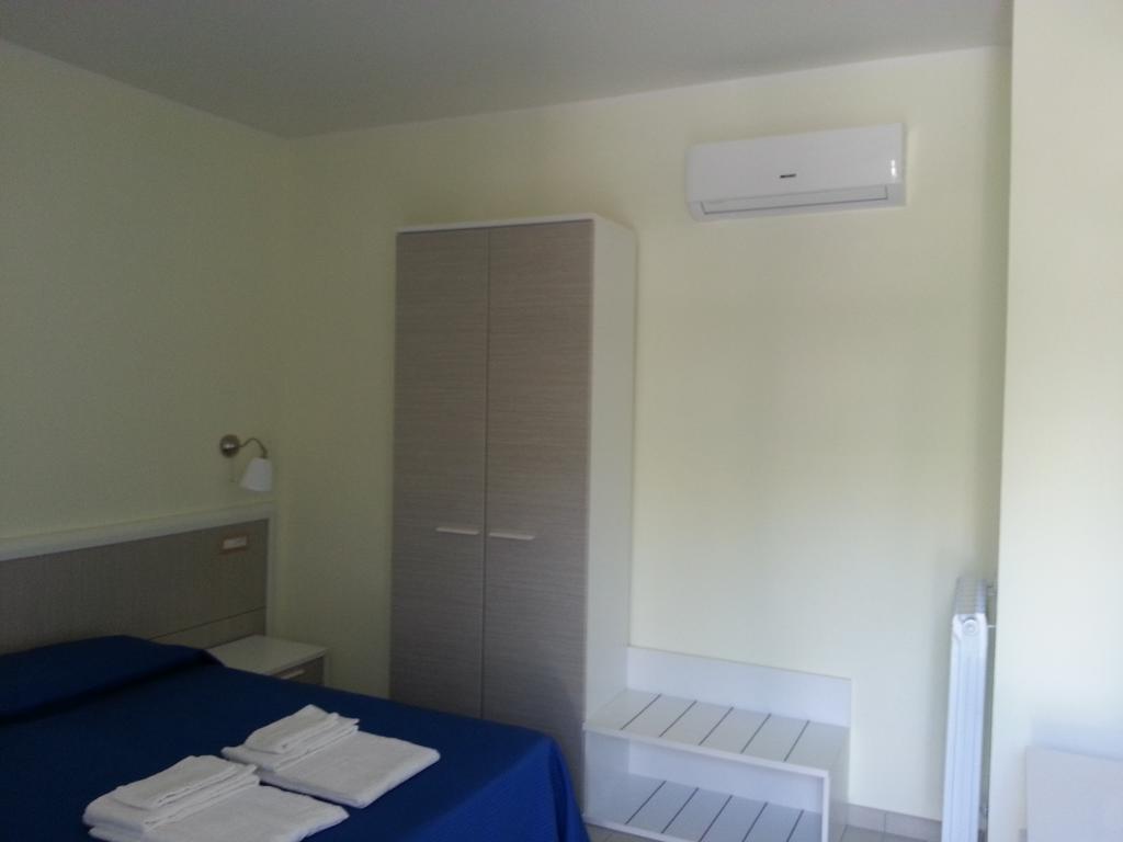 Il Girasole Formia Guesthouse Rooms Екстериор снимка