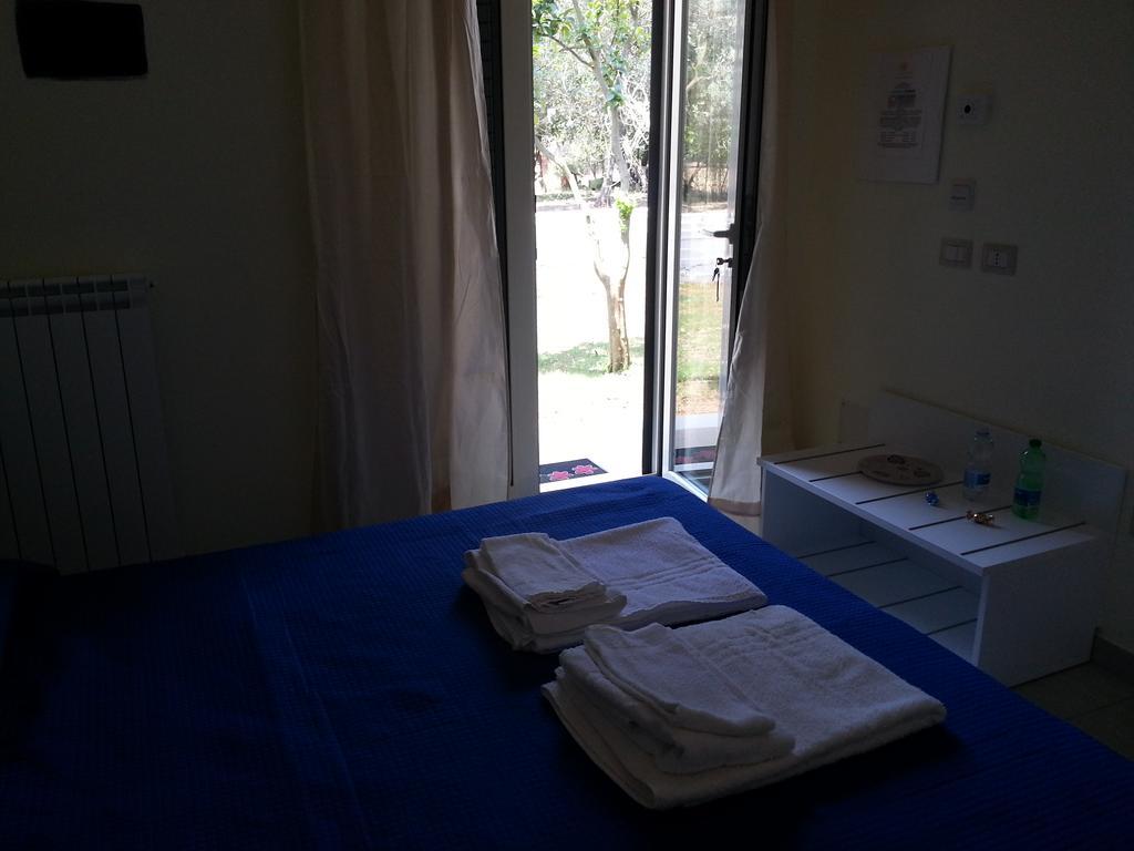 Il Girasole Formia Guesthouse Rooms Екстериор снимка
