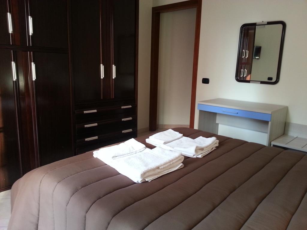 Il Girasole Formia Guesthouse Rooms Екстериор снимка