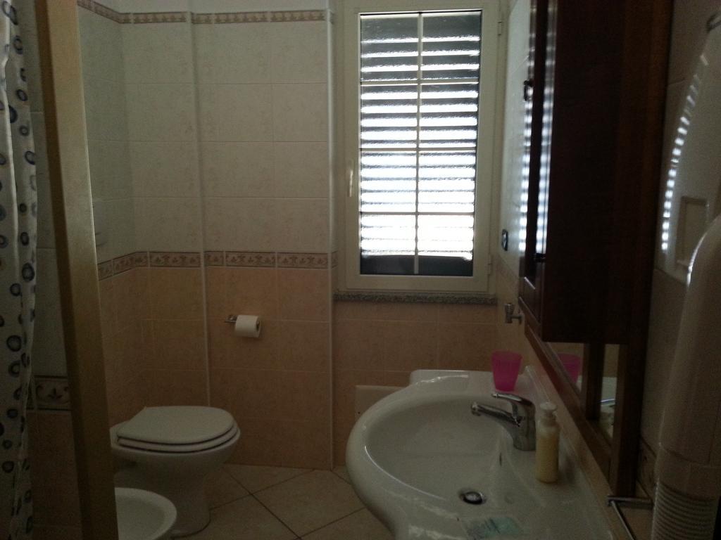 Il Girasole Formia Guesthouse Rooms Екстериор снимка