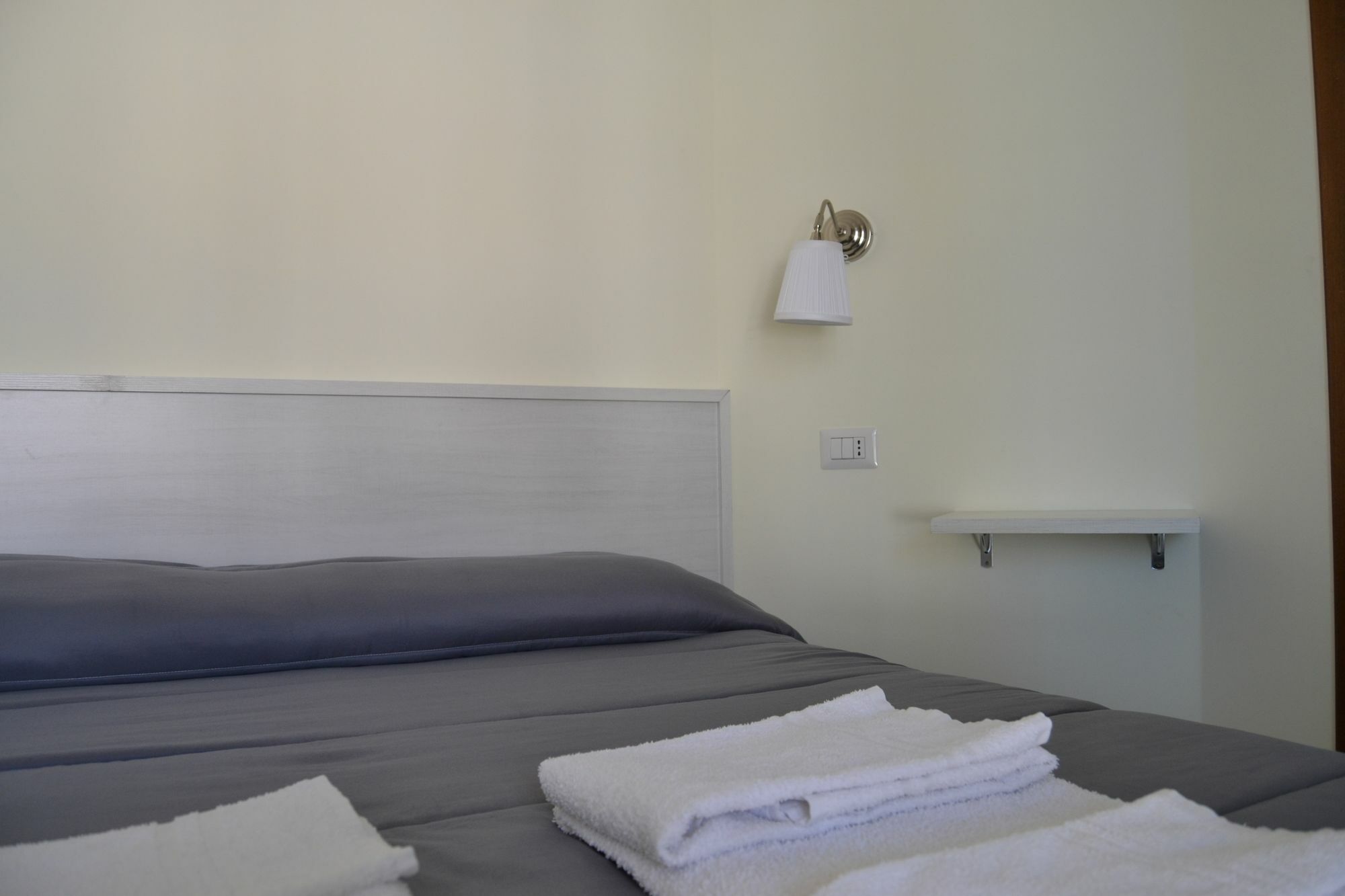 Il Girasole Formia Guesthouse Rooms Екстериор снимка